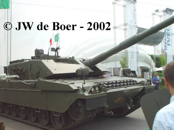 Nuovo Carro Armato Italiano Ariete 2