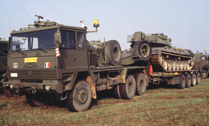 a11.jpg (52346 byte)