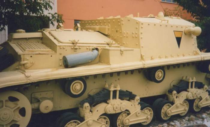 10_m42_civ_06.jpg (33009 byte)