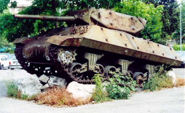 14_m10_cas_01.jpg (43710 byte)