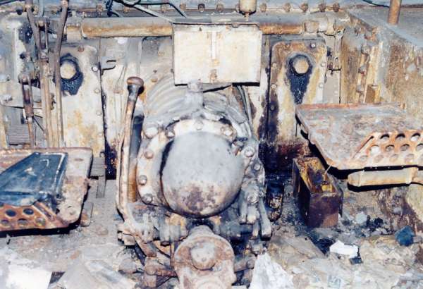 14_m10_cas_02.jpg (45257 byte)