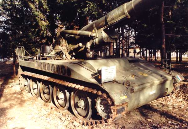 15_m107_bell.jpg (49632 byte)