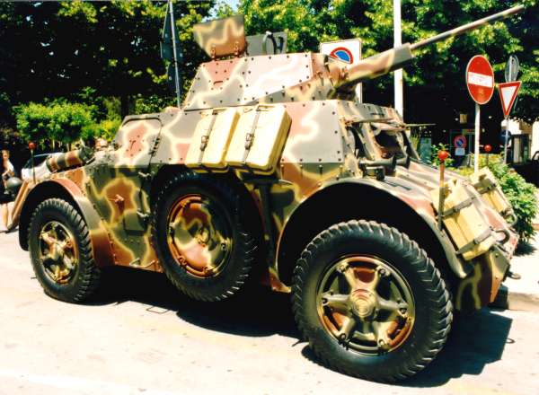 19_ab43_01.jpg (47338 byte)