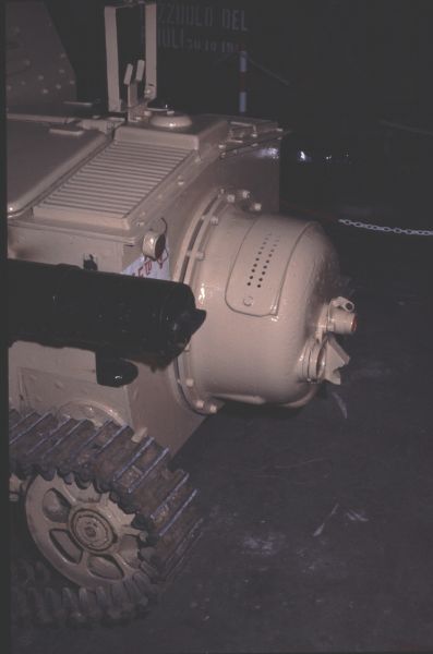 2-l3lf_ts_03.jpg (22583 byte)