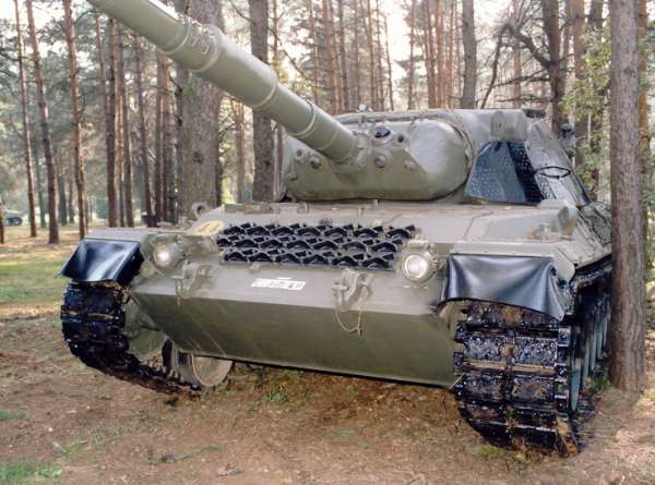 22_leopard_bel.jpg (46479 byte)