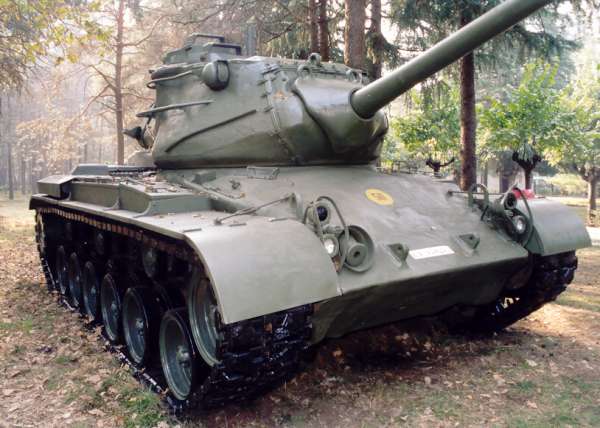 22_m47_bel.jpg (43316 byte)