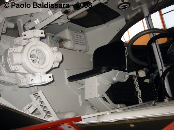 41_m18_03.jpg (215471 byte)