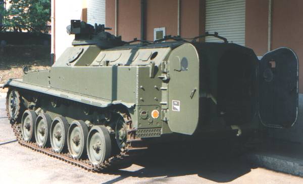 4_amx_cecchignola.jpg (29681 byte)