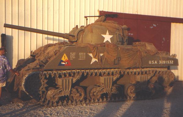 4_m4_latina.jpg (36907 byte)