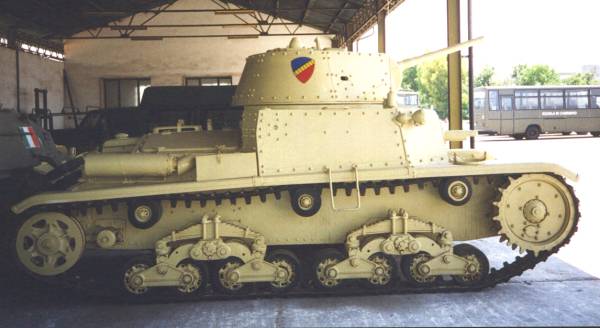 8_m14_le.jpg (31242 byte)