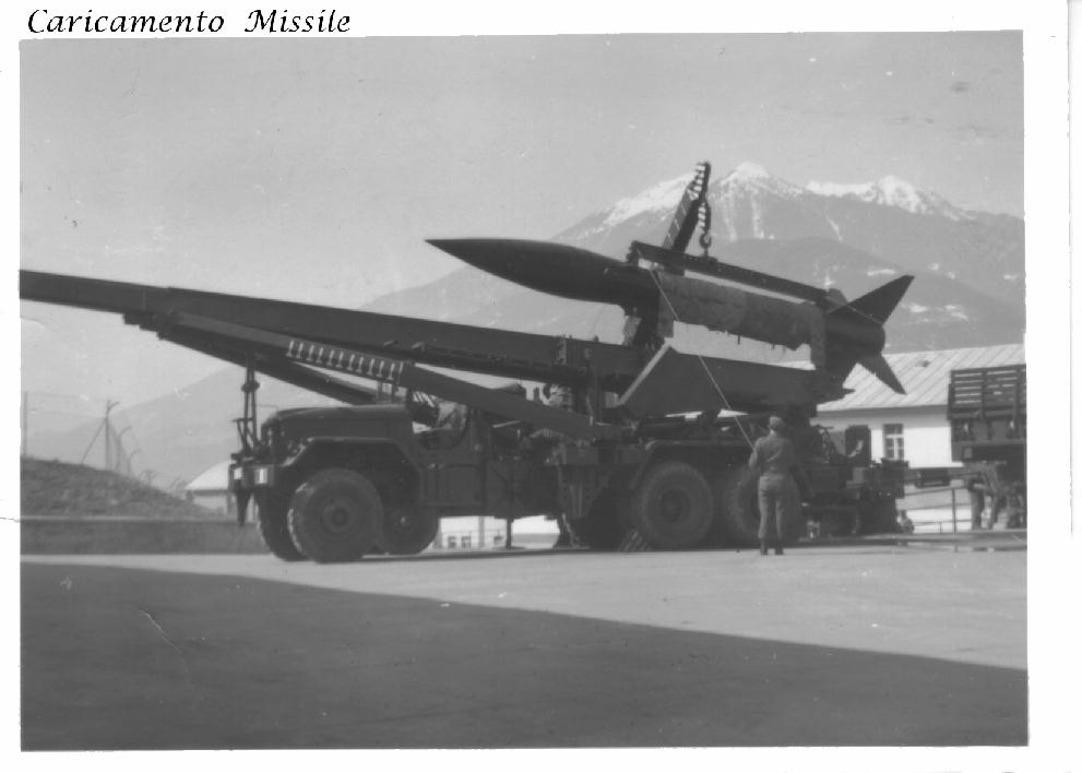 11ry9lt.jpg (61989 byte)