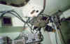 a076.jpg (48873 byte)